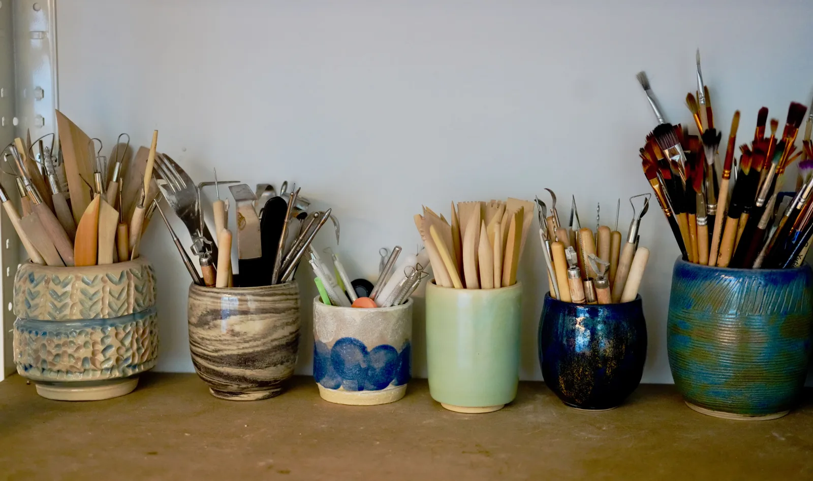 Céramique — outils de l'atelier Mano a Mano